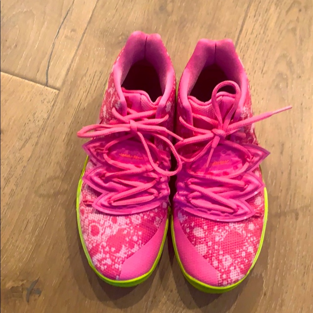 Spongebob sneakers worn once, like new. No box